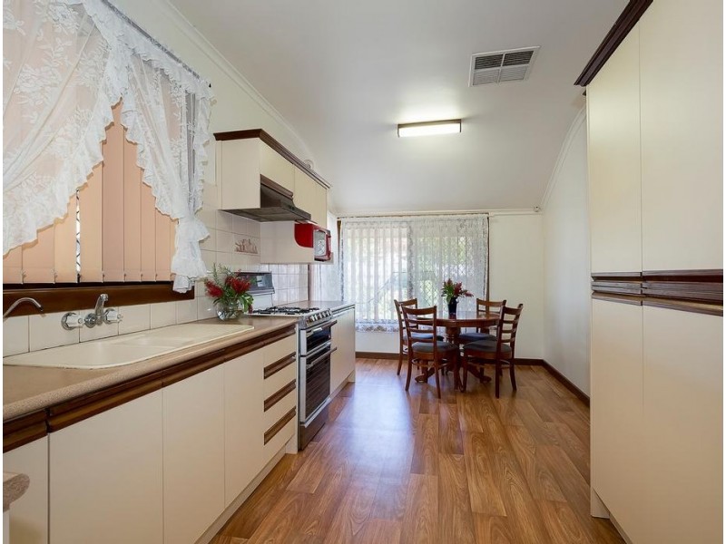 13 Pasteur Street, Elizabeth Vale SA 5112