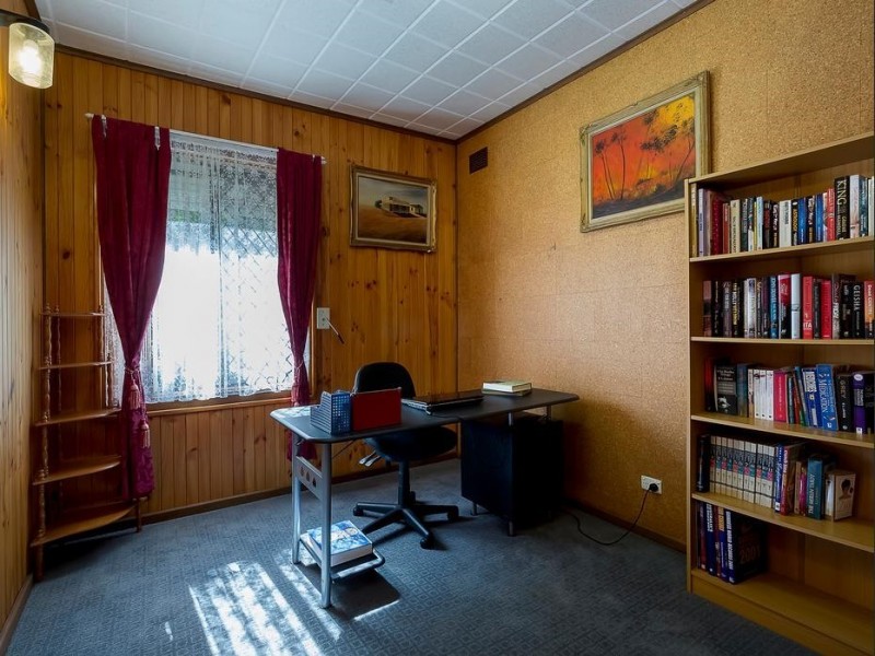 13 Pasteur Street, Elizabeth Vale SA 5112