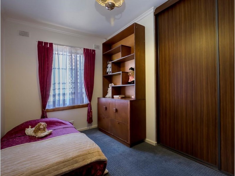 13 Pasteur Street, Elizabeth Vale SA 5112