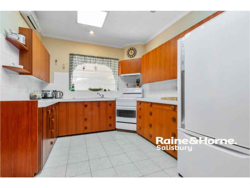 10 Derna Street, Brahma Lodge SA 5109