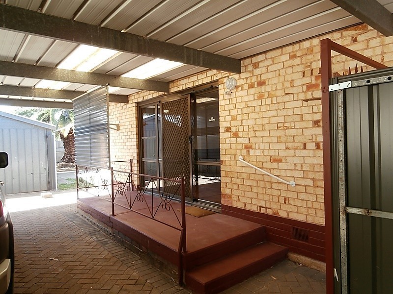 3 Tidcombe Street, Elizabeth Vale SA 5112