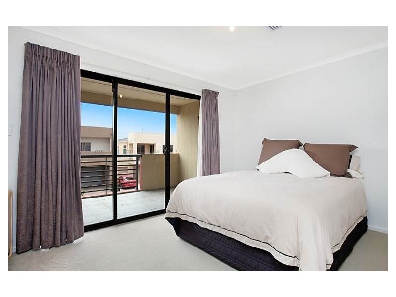 25B The Strand, Mawson Lakes SA 5095