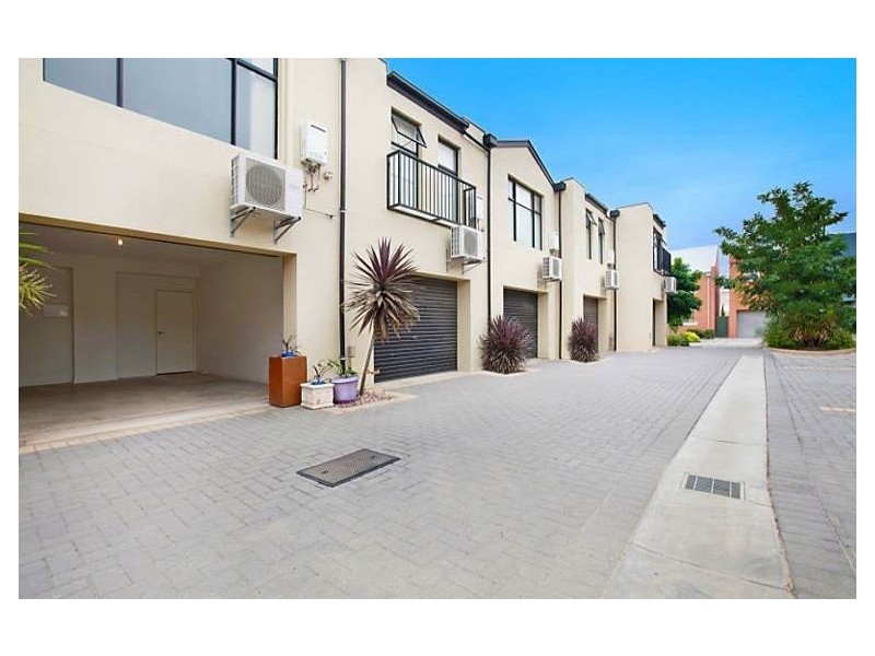 25B The Strand, Mawson Lakes SA 5095