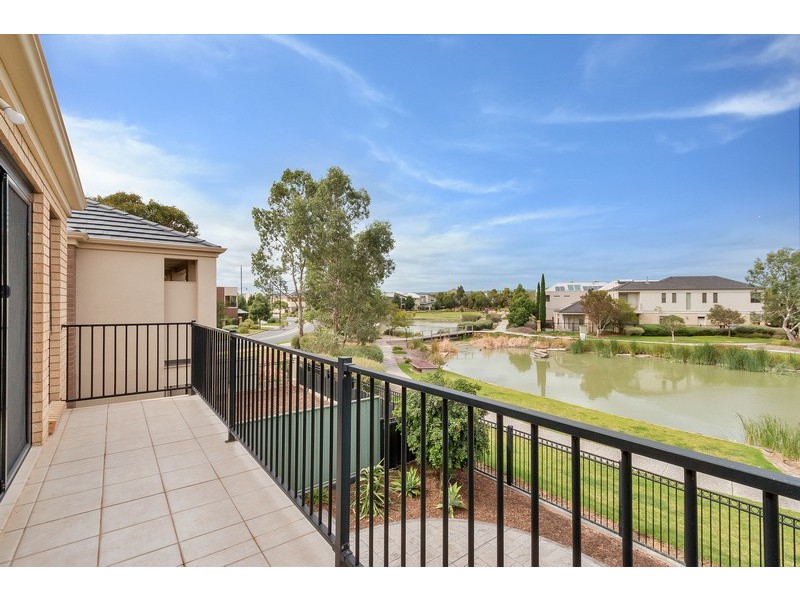 6 Pike Avenue, Mawson Lakes SA 5095