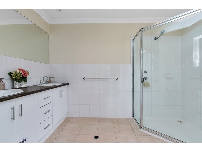 6 Pike Avenue, Mawson Lakes SA 5095