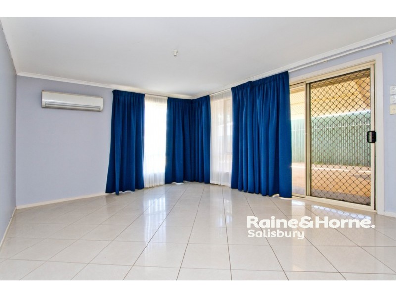 10 Carabeen Crescent, Andrews Farm SA 5114