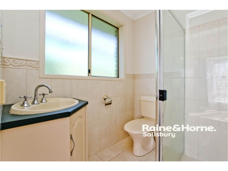 10 Carabeen Crescent, Andrews Farm SA 5114