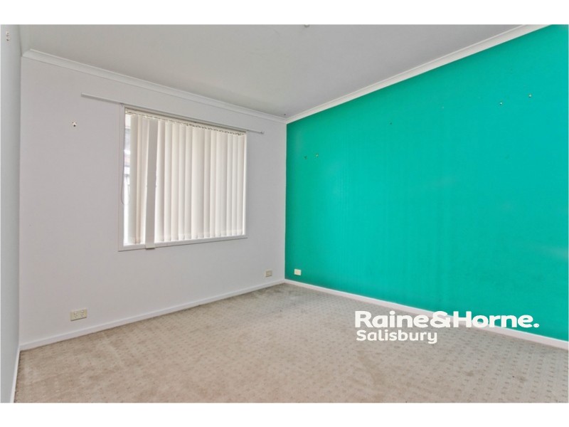 10 Carabeen Crescent, Andrews Farm SA 5114