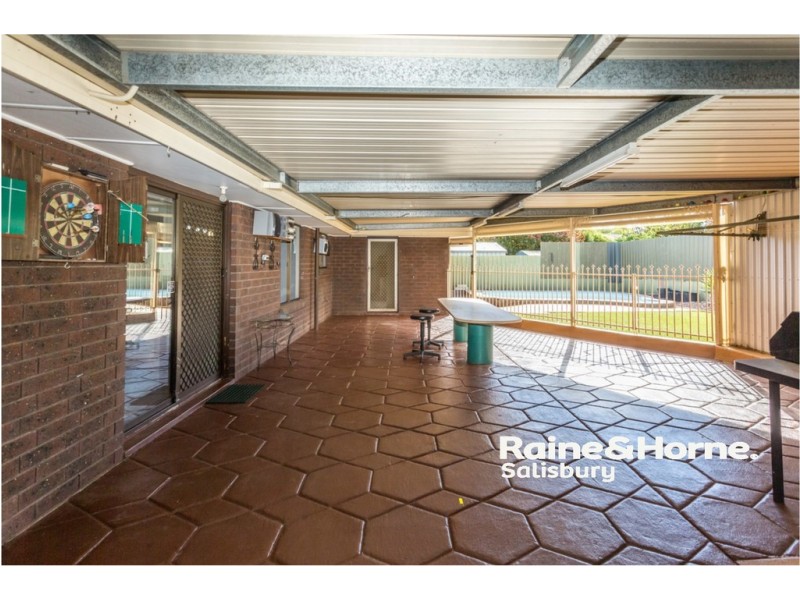 18 Wingate Crescent, Parafield Gardens SA 5107