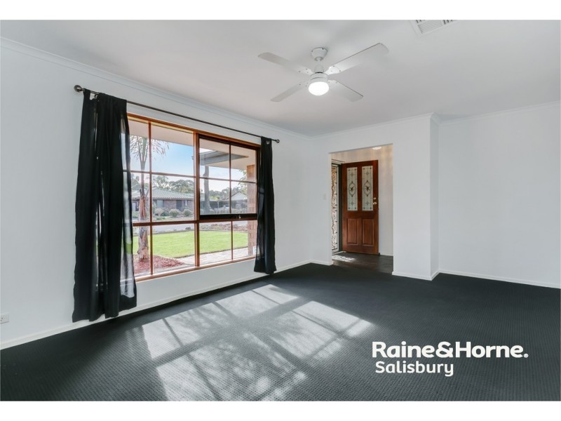 28 Scholes Avenue, Parafield Gardens SA 5107