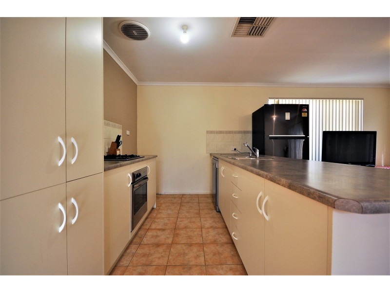 11 Mensforth Court, Paralowie SA 5108