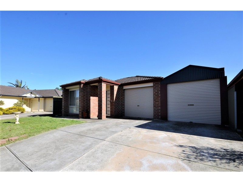 11 Mensforth Court, Paralowie SA 5108