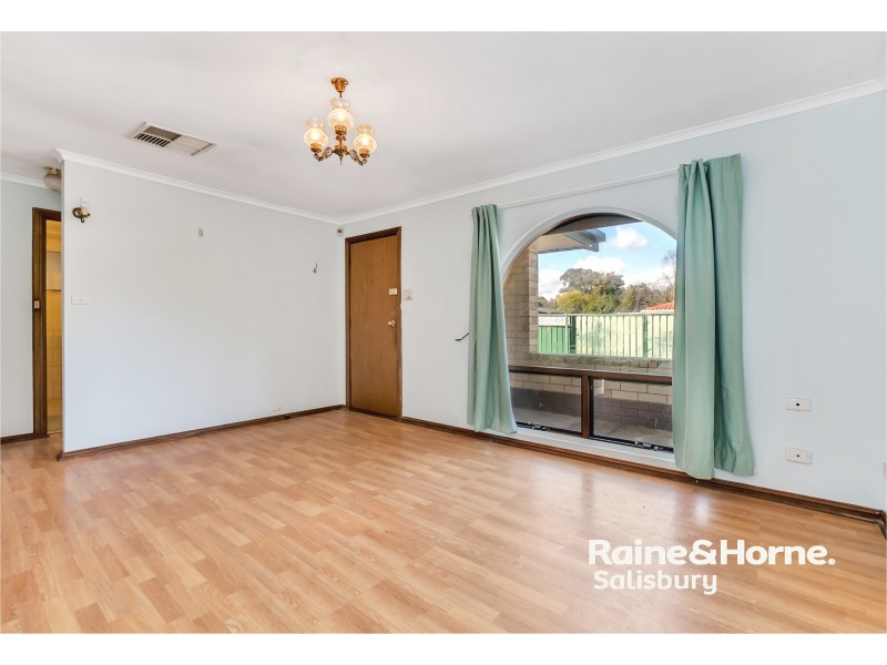 4 Cairney Place, Paralowie SA 5108