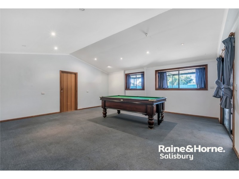 4 Cairney Place, Paralowie SA 5108