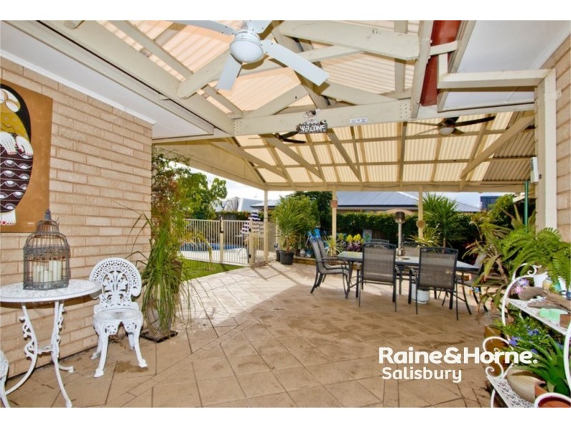 74 Leicester Grove, Andrews Farm SA 5114