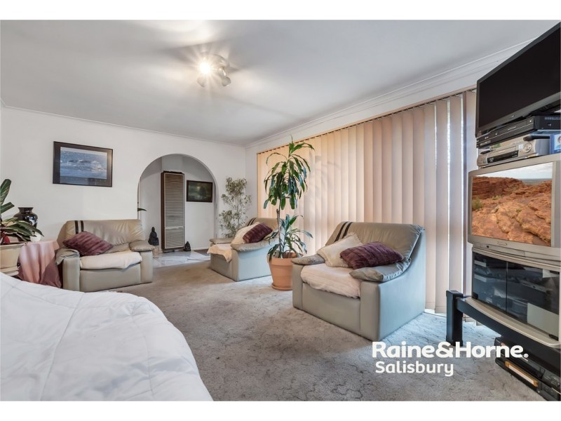 32 Laver Avenue, Gulfview Heights SA 5096