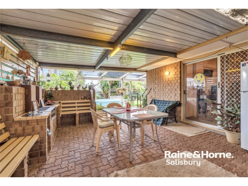 32 Laver Avenue, Gulfview Heights SA 5096