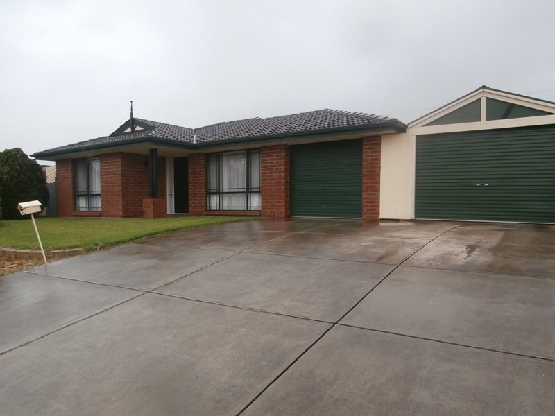 24 Baron Road, Blakeview SA 5114