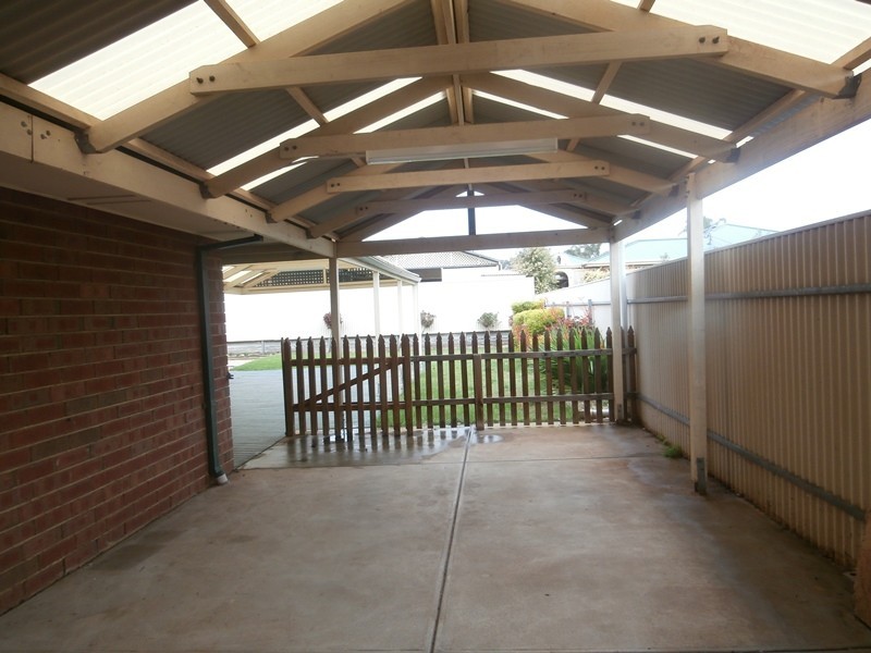 24 Baron Road, Blakeview SA 5114