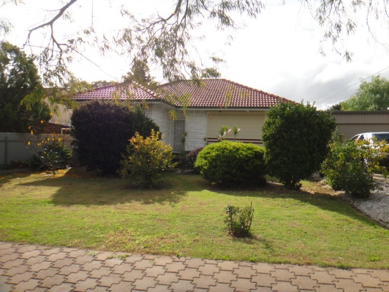 138 Maxwell Road, Para Hills SA 5096