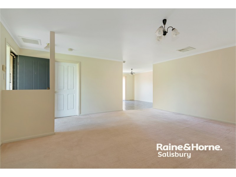 32 Jarvis Road, Elizabeth South SA 5112