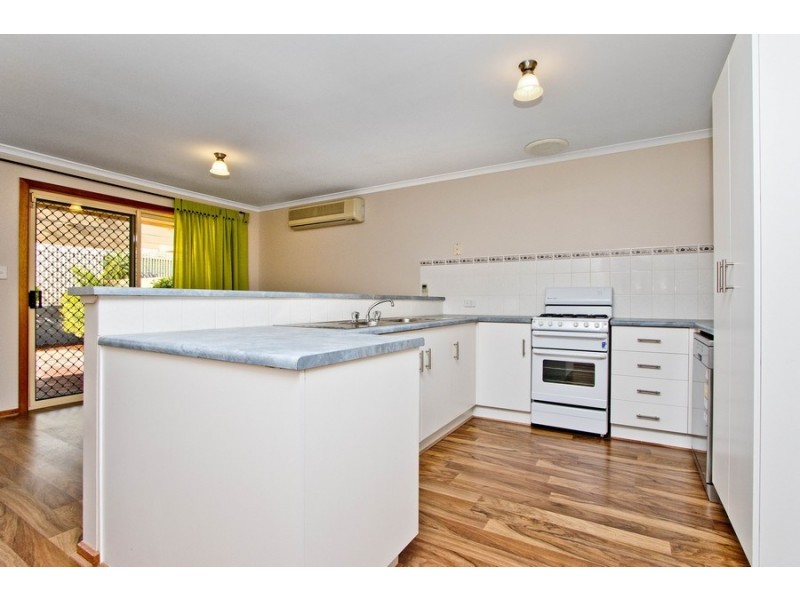 8 /26 Douglas Road, Salisbury East SA 5109