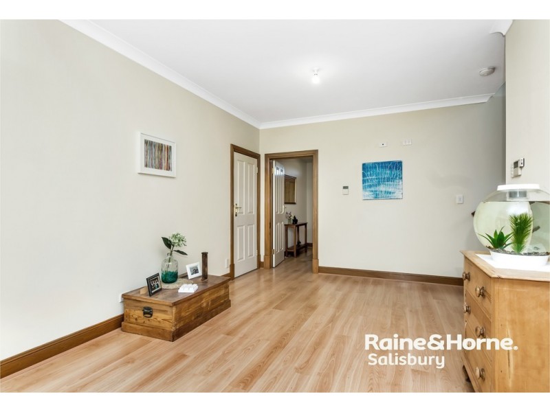 20 Creekview Drive, Mawson Lakes SA 5095