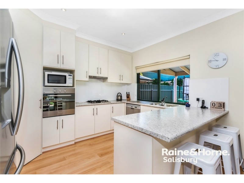 20 Creekview Drive, Mawson Lakes SA 5095
