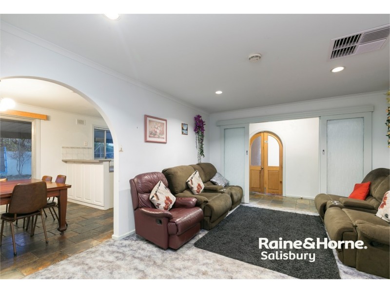 16 Rositano Drive, Salisbury SA 5108