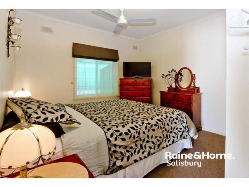 31 Haynes Street, Elizabeth Grove SA 5112