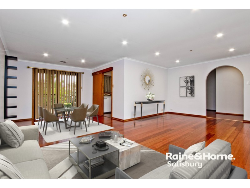 5 CHARLOTTE DRIVE, Paralowie SA 5108