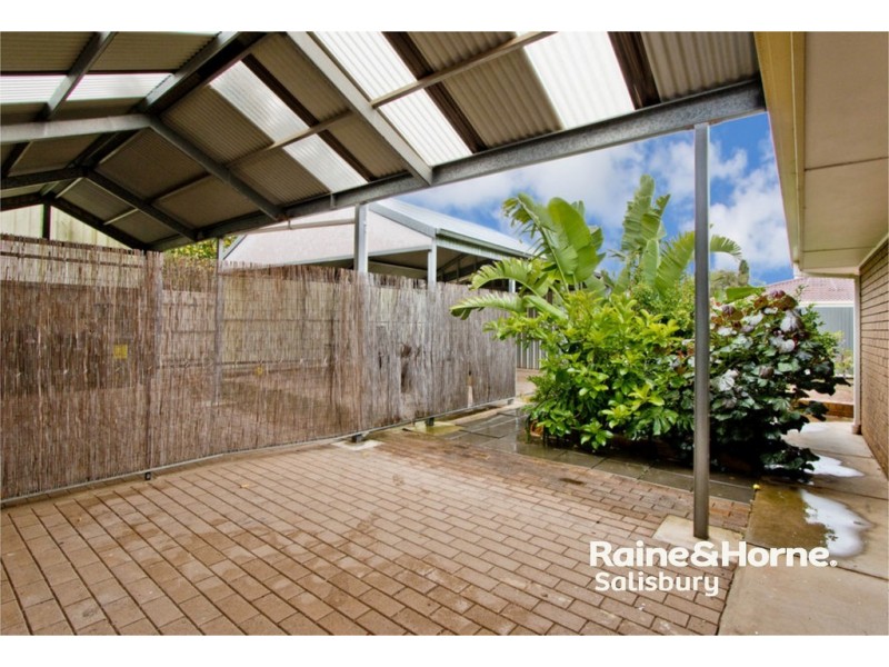 5 CHARLOTTE DRIVE, Paralowie SA 5108