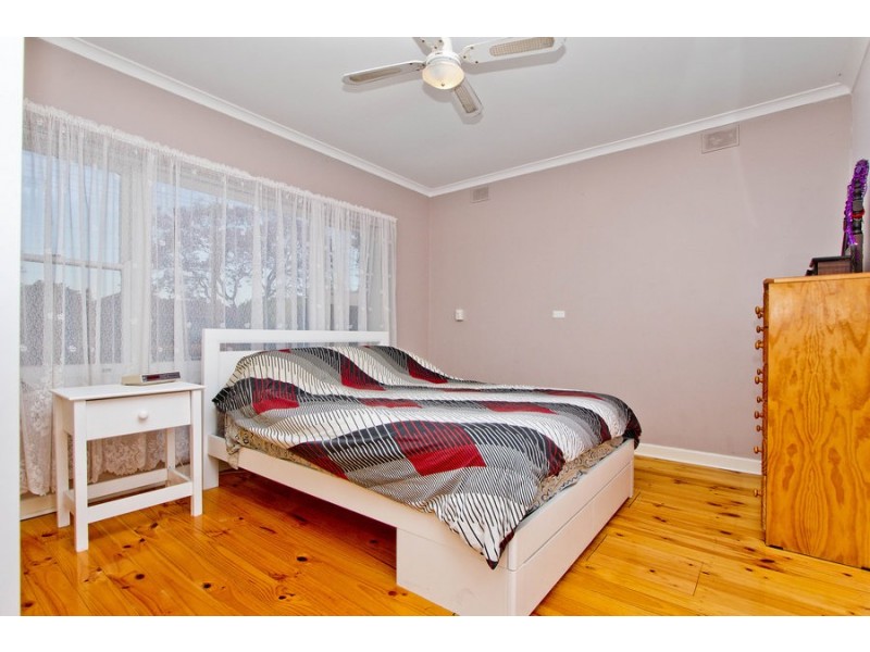 76 Goodall Crescent, Salisbury SA 5108