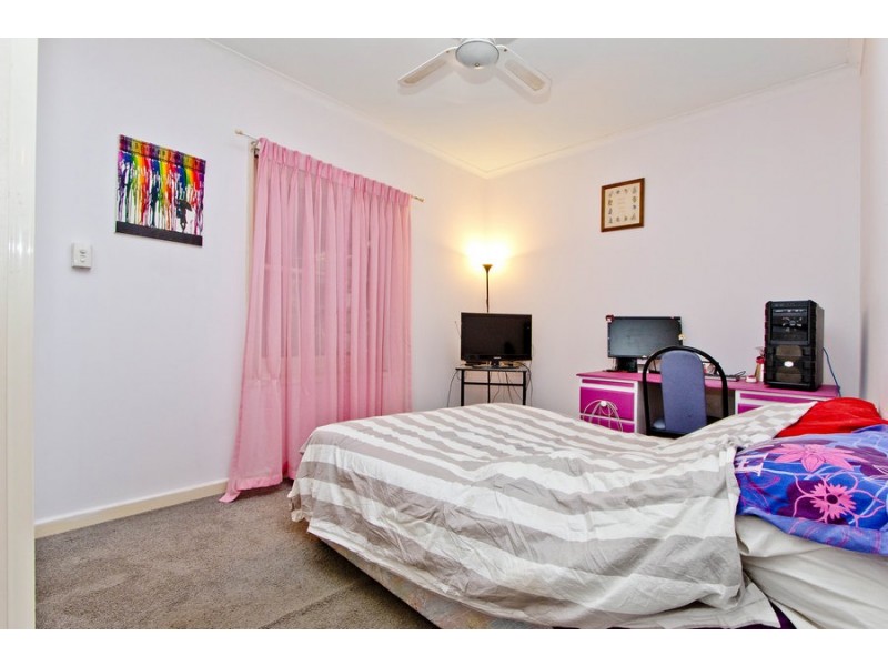 76 Goodall Crescent, Salisbury SA 5108