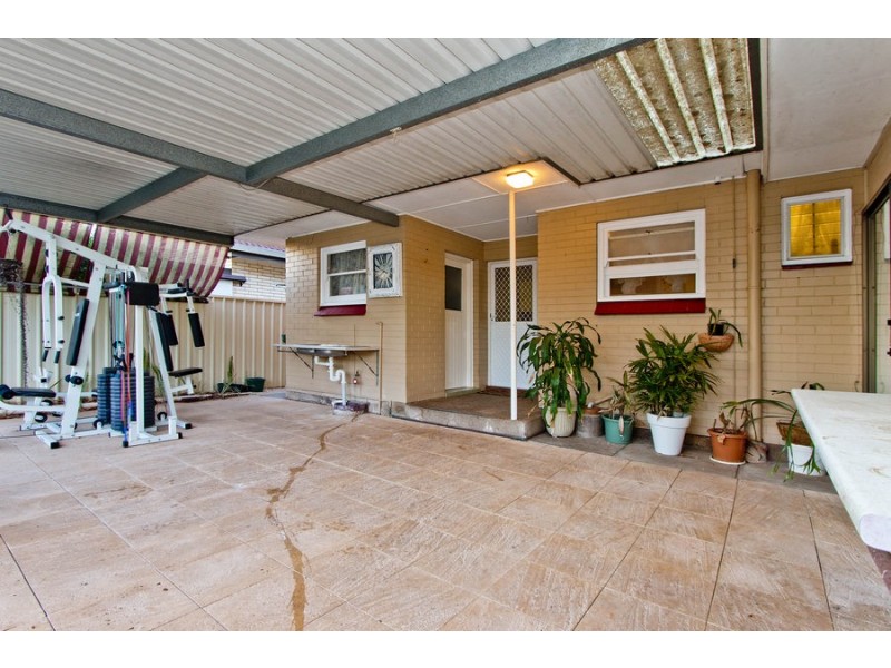 76 Goodall Crescent, Salisbury SA 5108