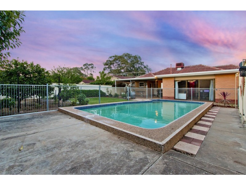 76 Goodall Crescent, Salisbury SA 5108