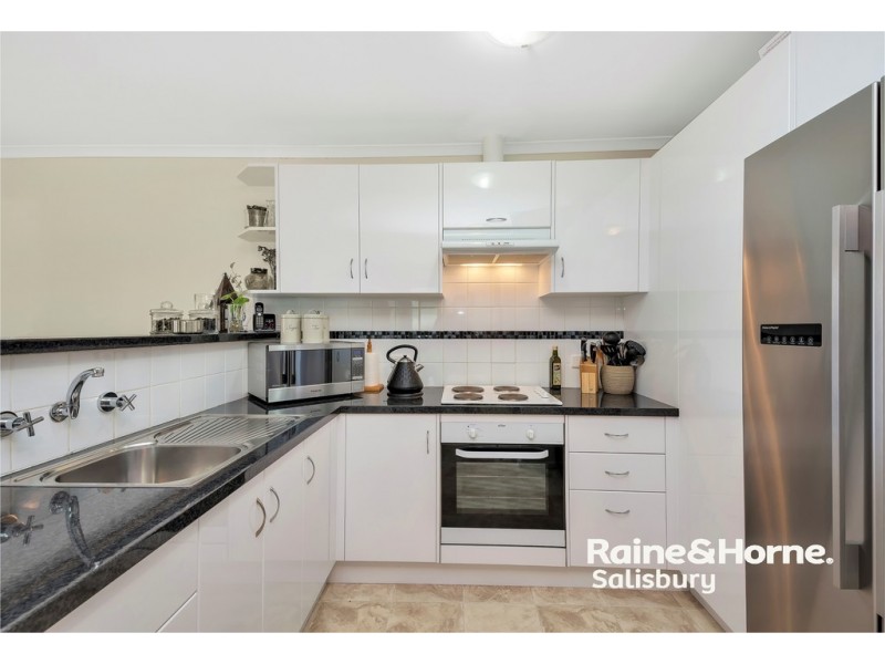 1/8 GRATELY STREET, Elizabeth Grove SA 5112