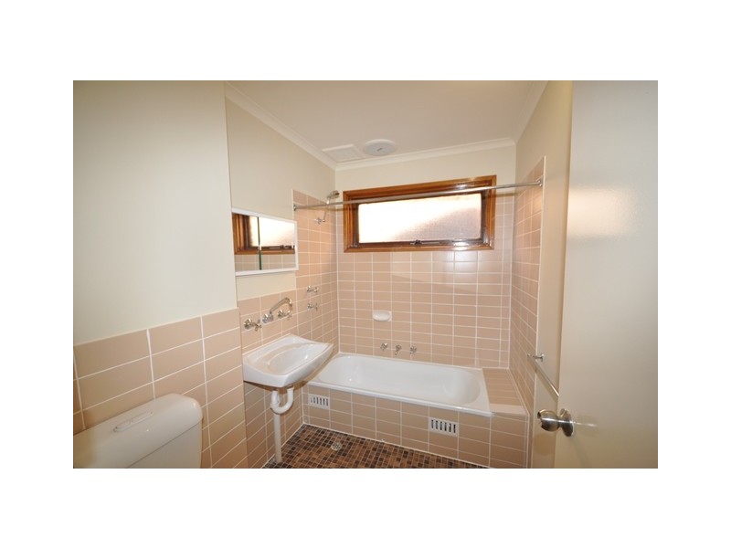 9/47 Amsterdam Crescent, Salisbury Downs SA 5108