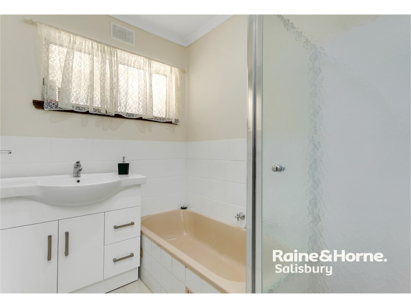 9 Wicklow Street, Salisbury Downs SA 5108