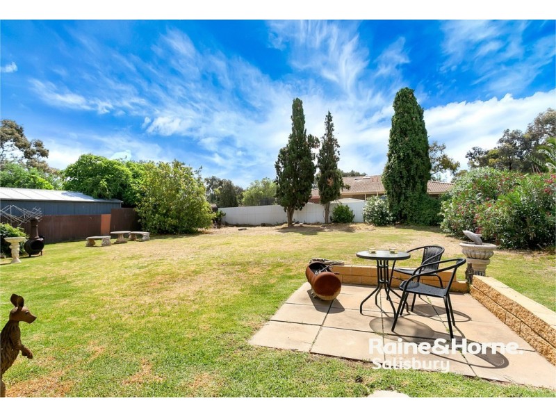 9 Wicklow Street, Salisbury Downs SA 5108