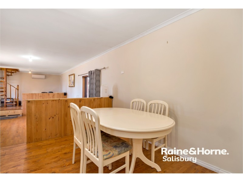 43 Hawker Crescent, Elizabeth East SA 5112