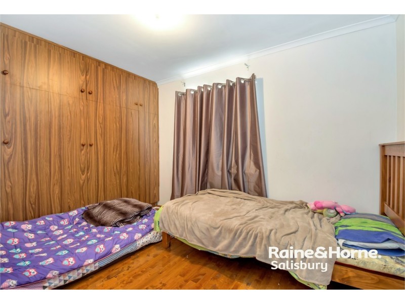 43 Hawker Crescent, Elizabeth East SA 5112