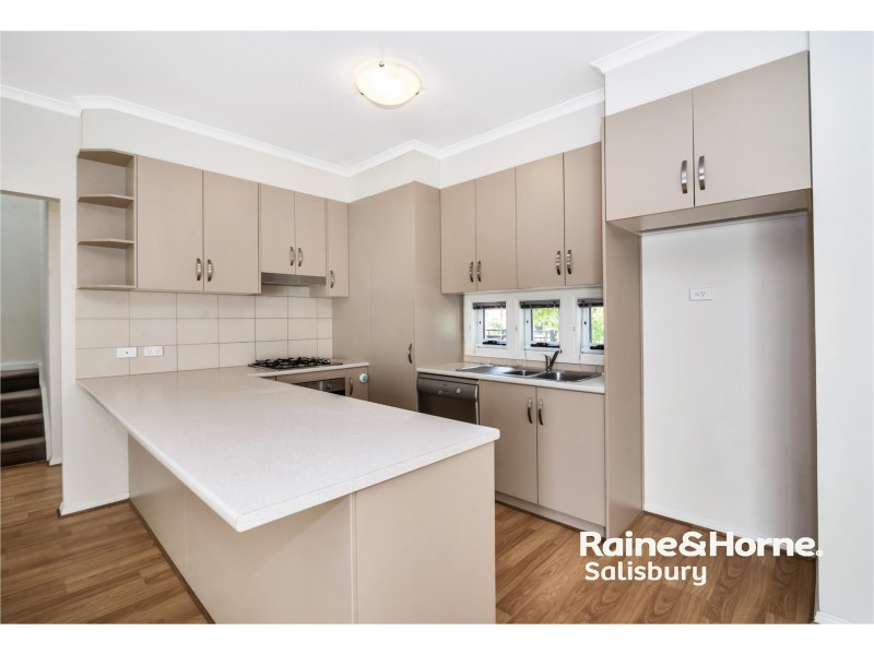 190 Newton Boulevard, Munno Para West SA 5115