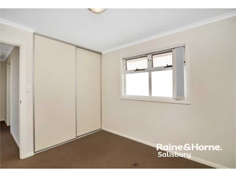 190 Newton Boulevard, Munno Para West SA 5115