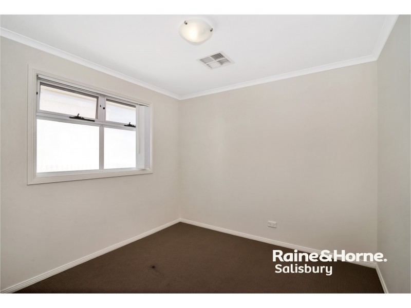 190 Newton Boulevard, Munno Para West SA 5115