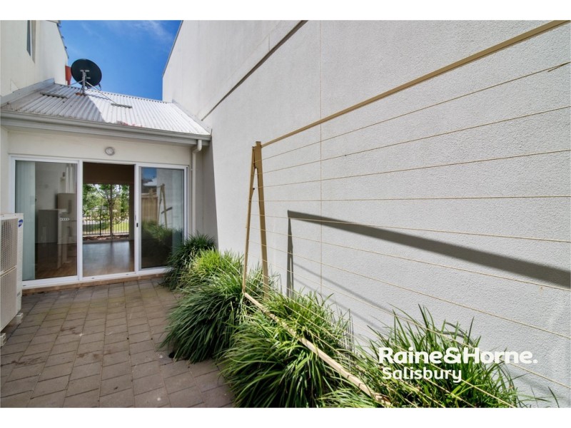 190 Newton Boulevard, Munno Para West SA 5115