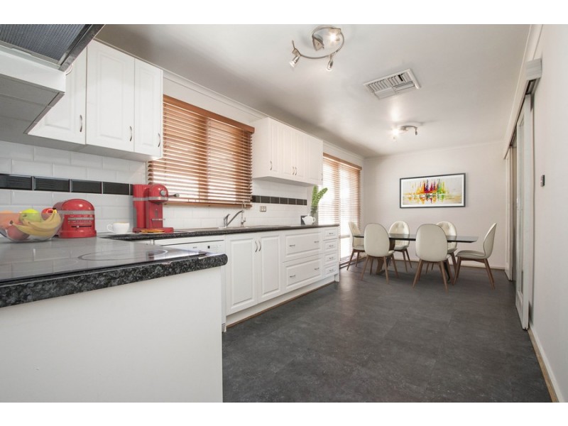 2 Onkaparinga Drive, Salisbury SA 5108