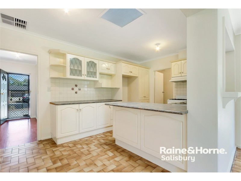 7 Antrim Street, Salisbury Downs SA 5108