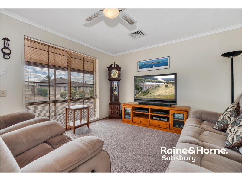 4 Rhode Island Drive, Parafield Gardens SA 5107