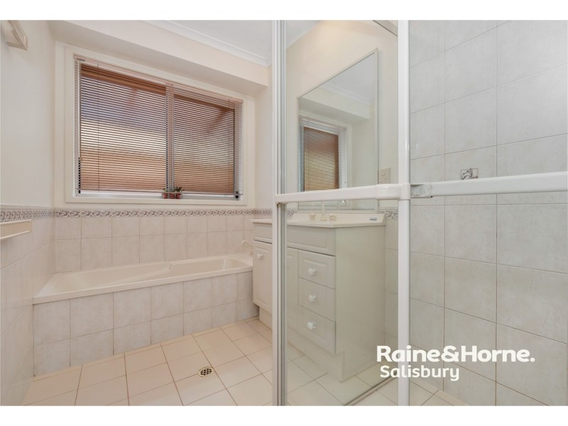 4 Rhode Island Drive, Parafield Gardens SA 5107